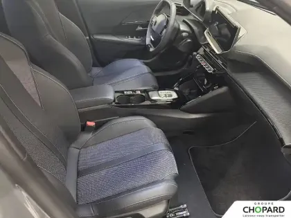 Photo 9 Peugeot 2008  Electrique 54 kWh 156 ch