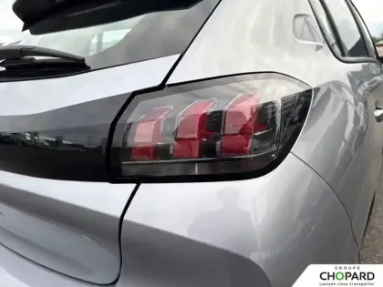 Photo 22 Peugeot 208  PureTech 75 S&S BVM5