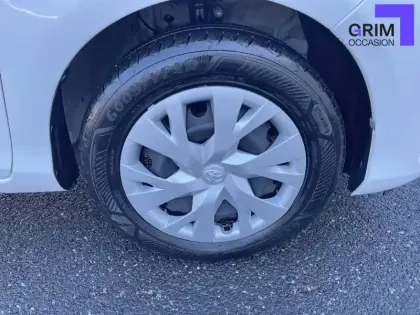 Photo 15 Toyota Yaris  110 VVT-i CVT