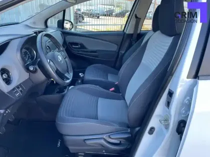 Photo 3 Toyota Yaris  110 VVT-i CVT