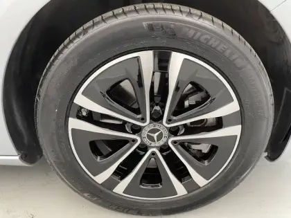 Photo 12 Mercedes Classe A  250 e 8G-DCT