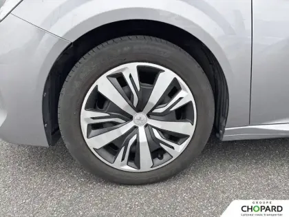 Photo 20 Peugeot 208  PureTech 75 S&S BVM5