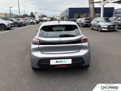 Photo 27 Peugeot 208  PureTech 75 S&S BVM5