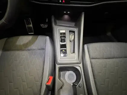 Photo 12 Volkswagen Golf  2.0 TDI 150 DSG7