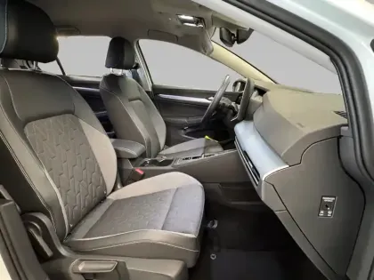 Photo 10 Volkswagen Golf  2.0 TDI 150 DSG7