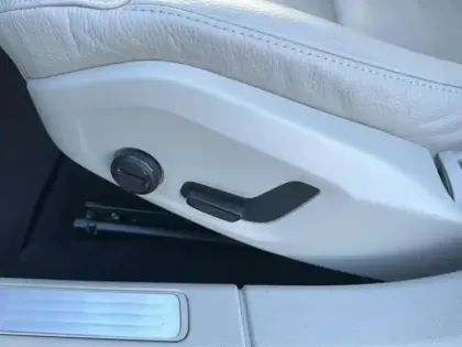 Photo 12 Volvo V60  B3 163 ch DCT 7