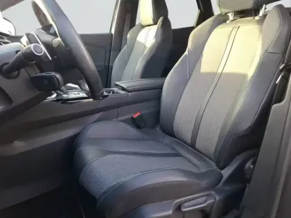 Photo 10 Peugeot 3008  Hybrid 225 e-EAT8