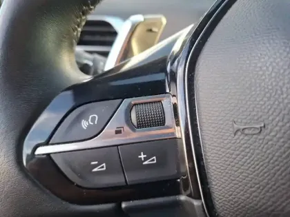 Photo 26 Peugeot 3008  Hybrid 225 e-EAT8