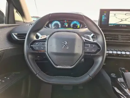 Photo 8 Peugeot 3008  Hybrid 225 e-EAT8