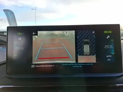 Photo 23 Peugeot 3008  Hybrid 225 e-EAT8