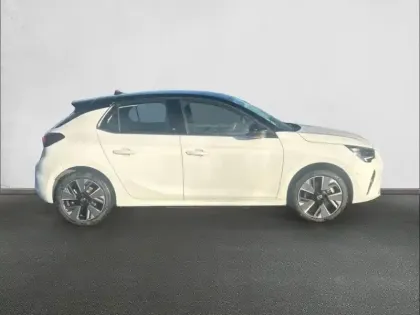 Photo 3 Opel Corsa  Electrique 136 ch & Batterie 50 kw/h