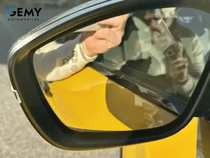 Photo 12 Peugeot 208  Electrique 50 kWh 136ch