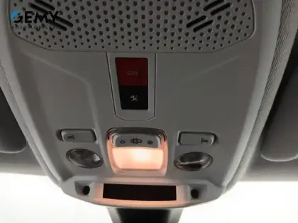 Photo 16 Peugeot 208  Electrique 50 kWh 136ch