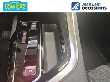 Photo 35 Peugeot 3008  Hybrid 136 e-DCS6