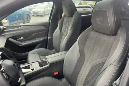 Photo 9 Peugeot 308  Hybrid 145 e-DCS6