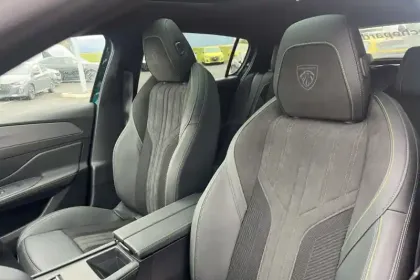 Photo 36 Peugeot 308  Hybrid 145 e-DCS6