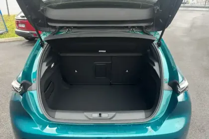 Photo 8 Peugeot 308  Hybrid 145 e-DCS6