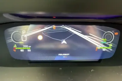 Photo 38 Peugeot 308  Hybrid 145 e-DCS6