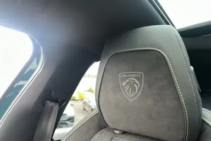 Photo 46 Peugeot 308  Hybrid 145 e-DCS6