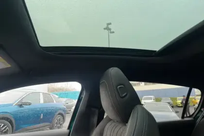 Photo 47 Peugeot 308  Hybrid 145 e-DCS6