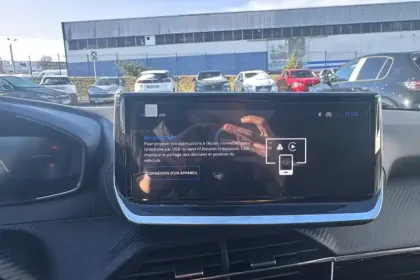 Photo 23 Peugeot 208  Hybrid 110 e-DCS6