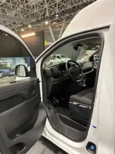 Photo 38 Fiat Scudo  FOURGON M DIESEL 150 CH MANUELLE