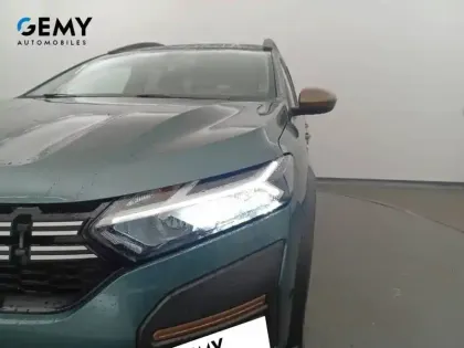 Photo 41 Dacia Jogger  Hybrid 140 7 places