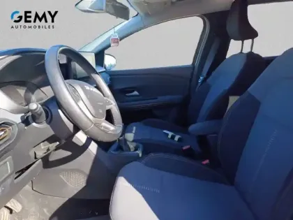 Photo 8 Dacia Jogger  Hybrid 140 7 places