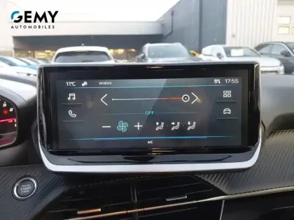 Photo 13 Peugeot 208  PureTech 100 S&S BVM6