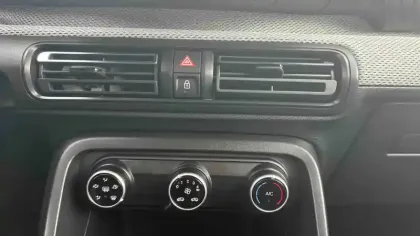 Photo 14 Citroën C3  Hybride 110 ch e-DCS6