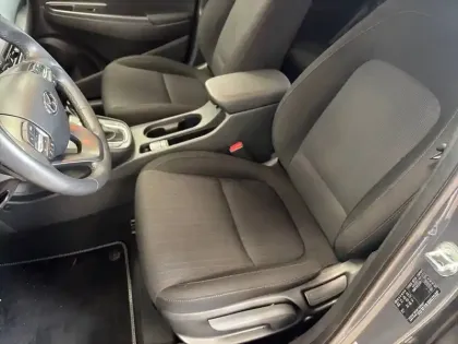 Photo 58 Hyundai Kona  Hybrid 141