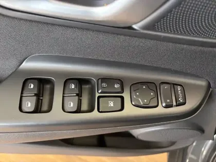 Photo 63 Hyundai Kona  Hybrid 141