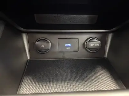 Photo 72 Hyundai Kona  Hybrid 141