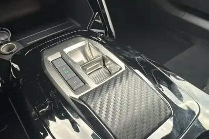 Photo 19 Peugeot 2008  Electrique 54 kWh 156 ch