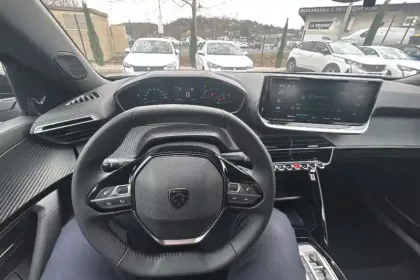 Photo 16 Peugeot 2008  Electrique 54 kWh 156 ch