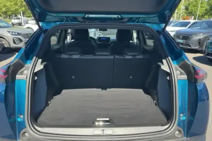 Photo 8 Peugeot 2008  Hybrid 145 e-DCS6