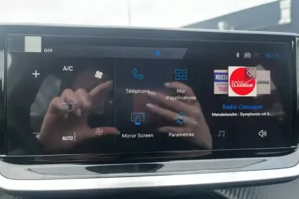 Photo 16 Peugeot 2008  Hybrid 145 e-DCS6