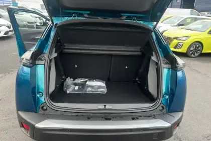 Photo 8 Peugeot 2008  Hybrid 145 e-DCS6