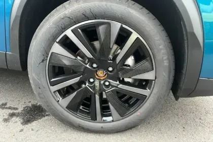 Photo 11 Peugeot 2008  Hybrid 145 e-DCS6