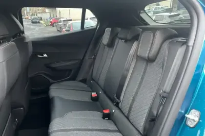 Photo 10 Peugeot 2008  Hybrid 145 e-DCS6