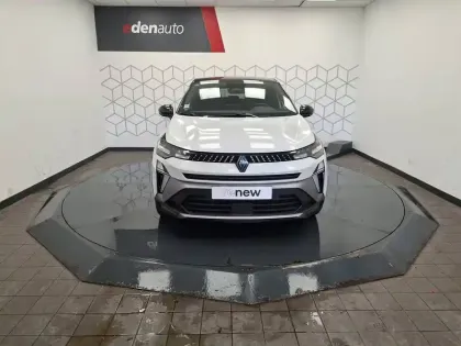 Photo 1 Renault Captur  E-Tech full hybrid 145 ch