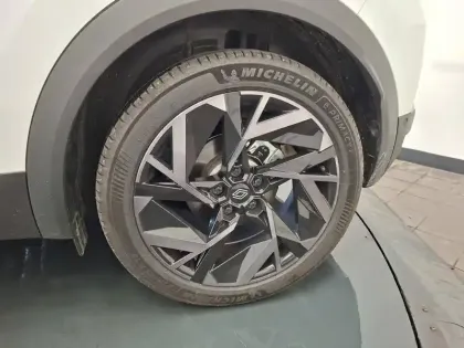 Photo 14 Renault Captur  E-Tech full hybrid 145 ch