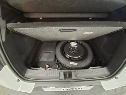 Photo 18 Renault Captur  E-Tech full hybrid 145 ch