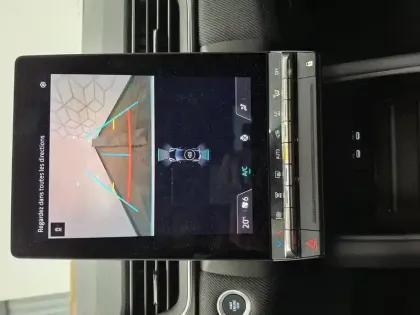 Photo 35 Renault Captur  E-Tech full hybrid 145 ch