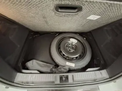 Photo 18 Renault Captur  E-Tech full hybrid 145 ch