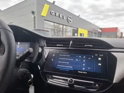 Photo 24 Opel Corsa  1.2 75 ch BVM5