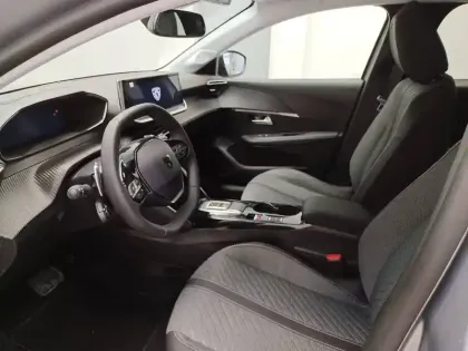 Photo 10 Peugeot 208  Hybrid 110 e-DCS6