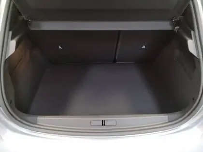 Photo 8 Peugeot 208  Hybrid 110 e-DCS6