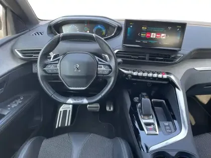 Photo 8 Peugeot 3008  Hybrid 225 e-EAT8