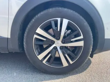 Photo 27 Peugeot 3008  Hybrid 225 e-EAT8